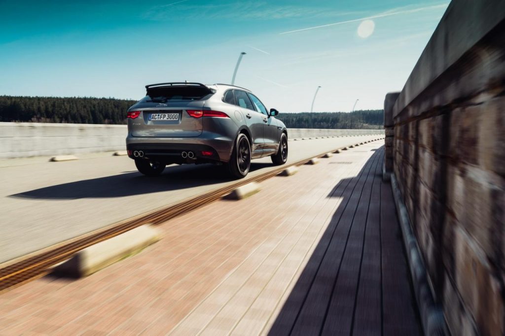 hd-ac_schnitzer_se_tourne_aussi_du_ct_de_jaguar_1-3