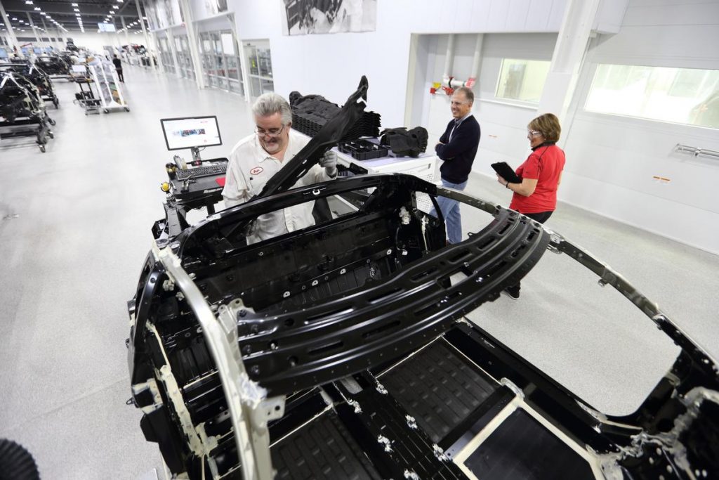 hd-acura_nsx_les_clients_dans_les_coulisses_de_la_production_1-3