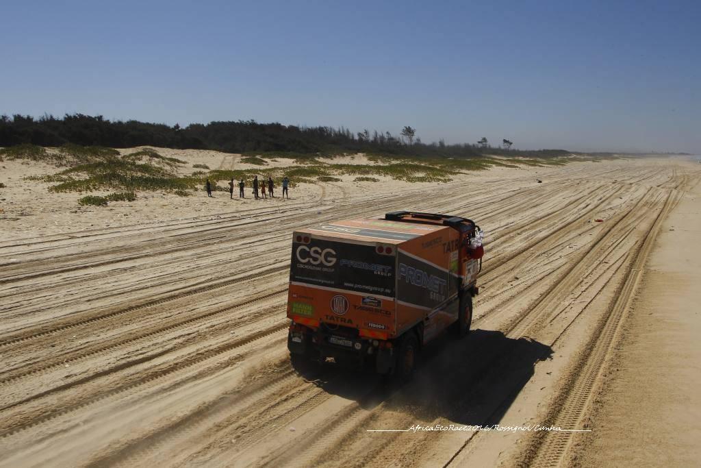 hd-africa_eco_race_2016_arrive_dakar_shagirov_remporte_la_course_2-2
