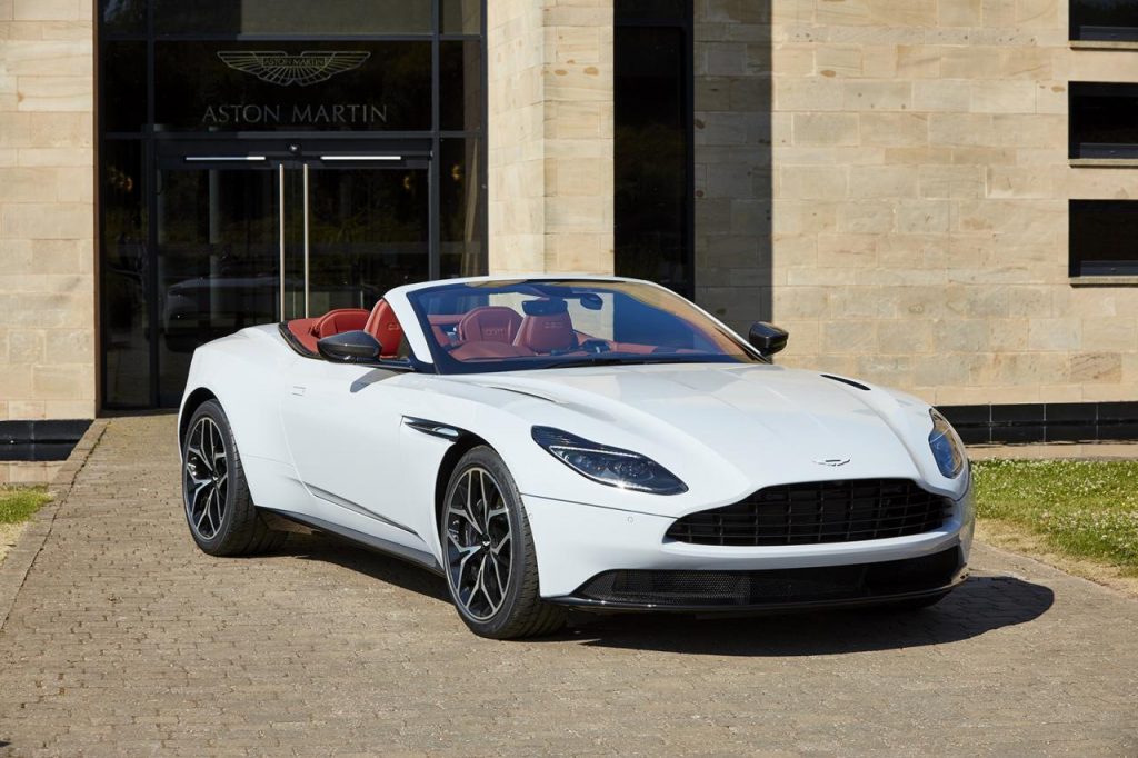 hd-aston_martin_db11_2_versions_spciales_1