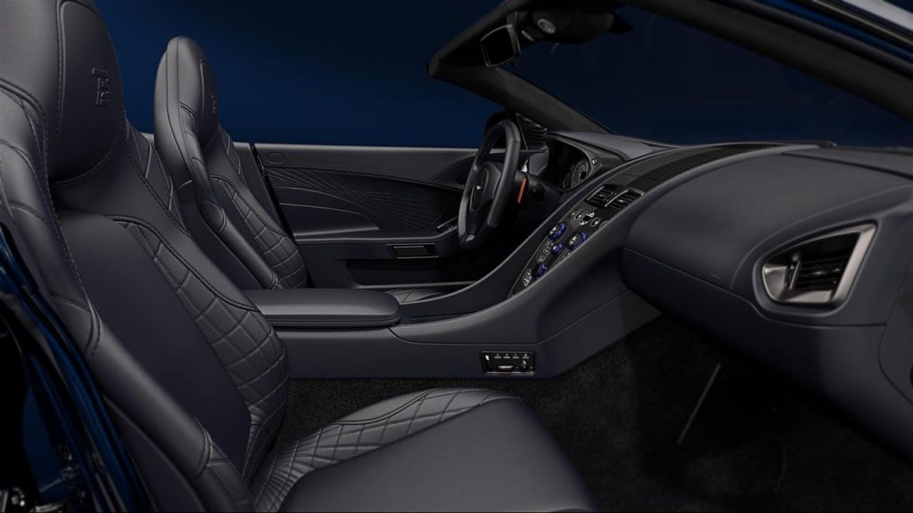 hd-aston_martin_vanquish_s_volante_tom_brady_signature_edition_1-1