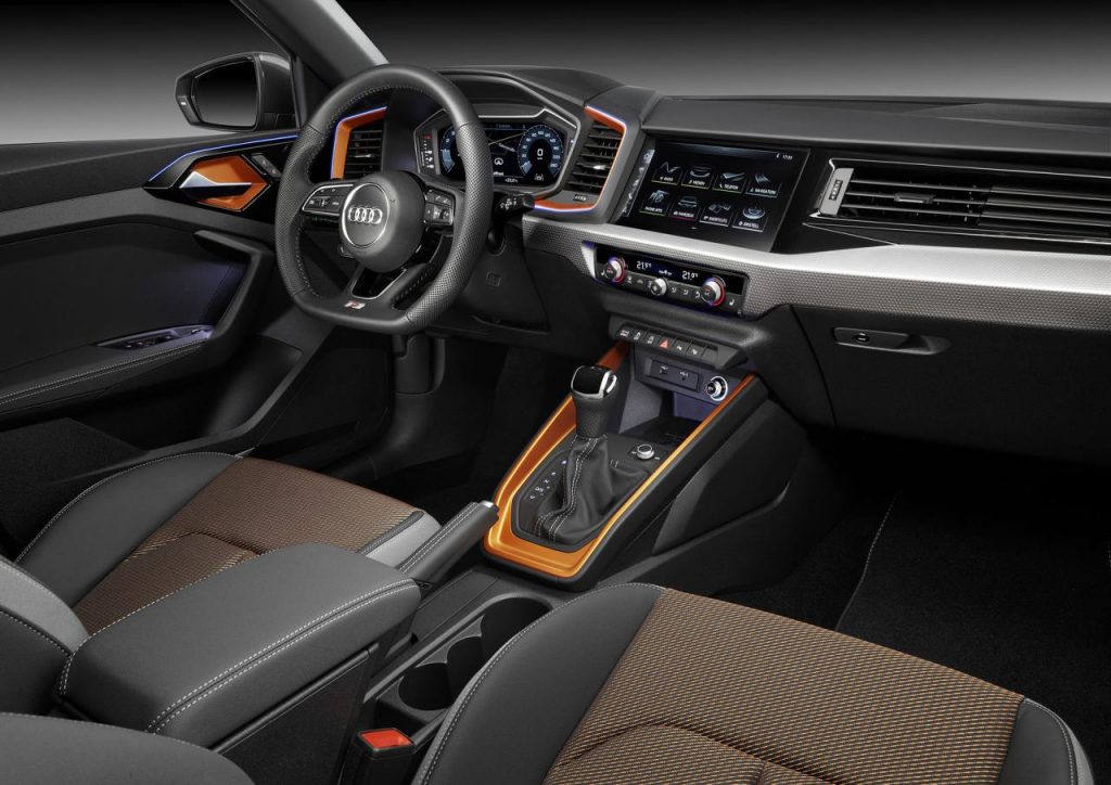 hd-audi_a1_citycarver_dans_les_pas_de_la_sandero_stepway_1-1