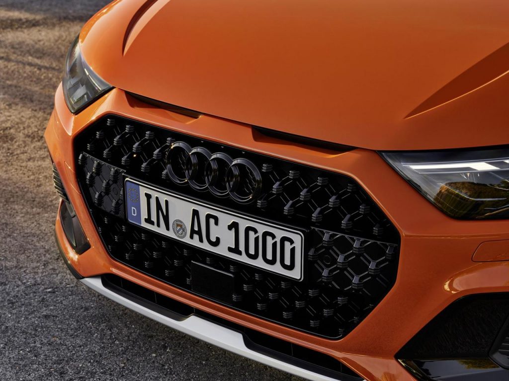 hd-audi_a1_citycarver_dans_les_pas_de_la_sandero_stepway_1-4