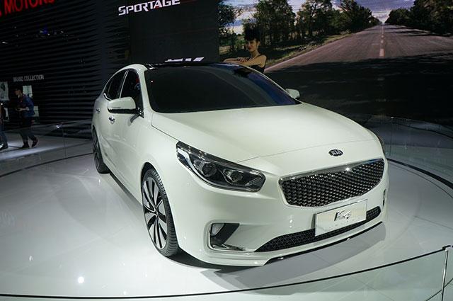 hd-beijing_2014_live_kia_k4_1-2
