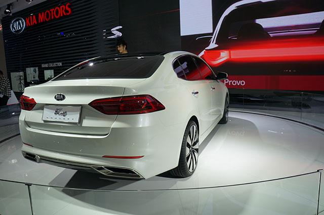 hd-beijing_2014_live_kia_k4_1-3