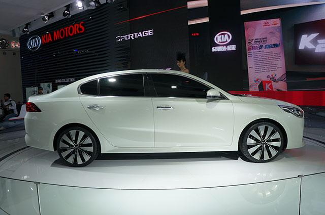 hd-beijing_2014_live_kia_k4_1-5