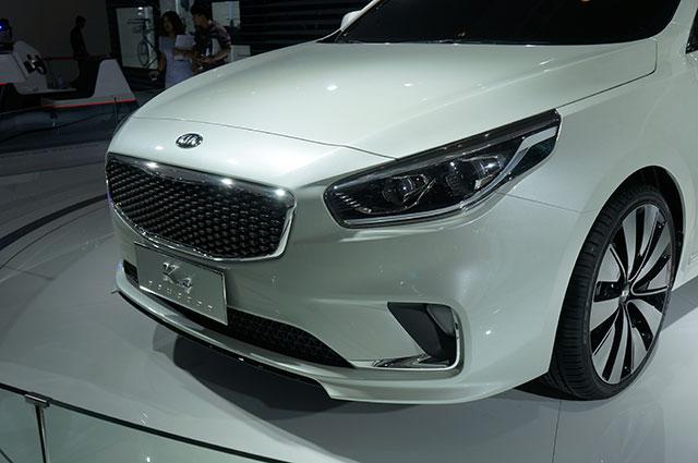 hd-beijing_2014_live_kia_k4_1-8