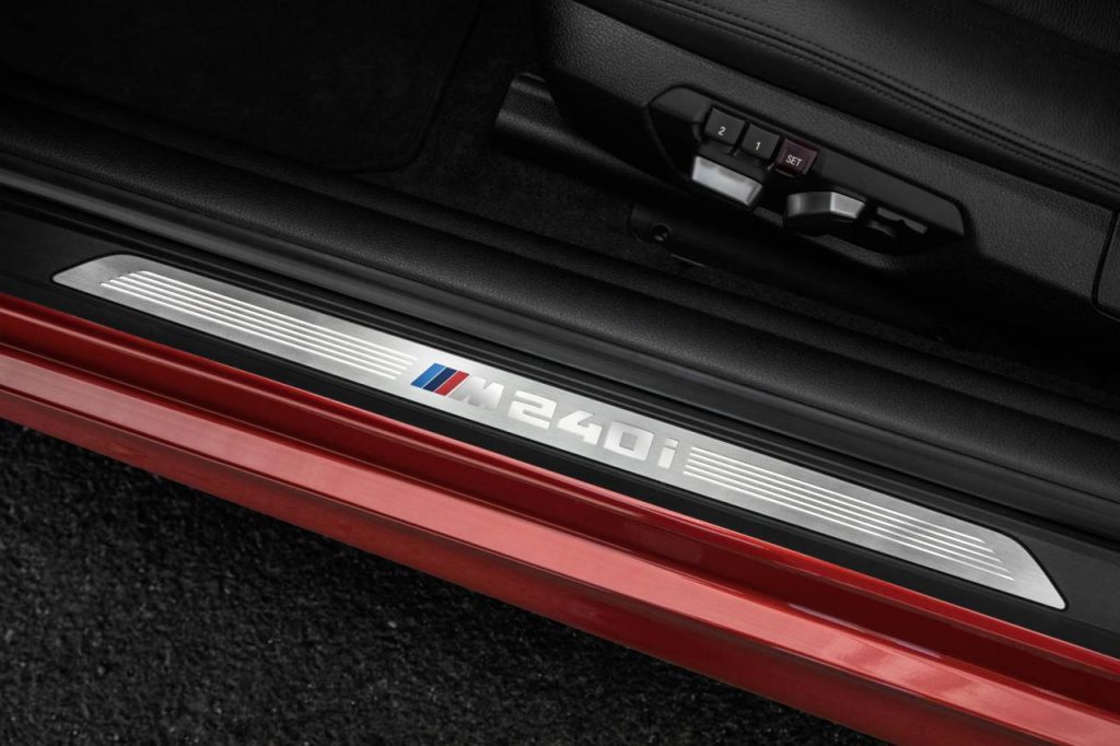 hd-bmw_srie_1_et_srie_2_restyles_2-50