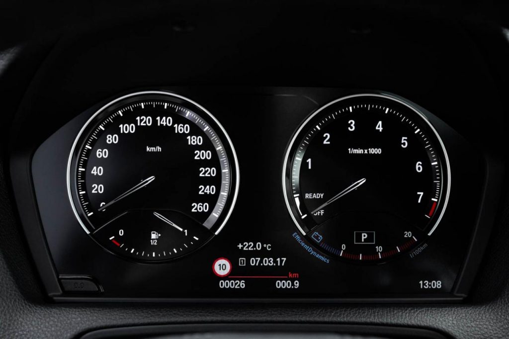 hd-bmw_srie_1_et_srie_2_restyles_2-8