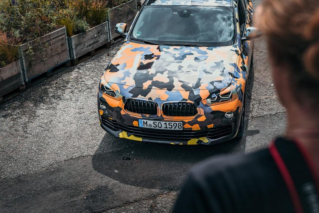 hd-bmw_tease_le_x2_sous_un_camouflage_indit_1-6