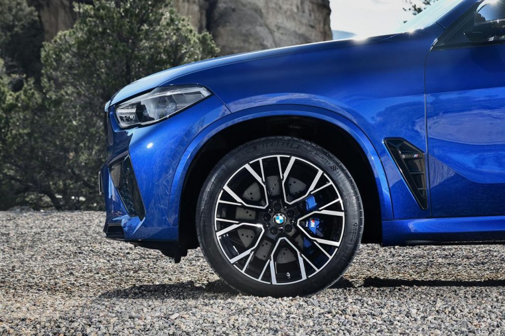 hd-bmw_x5_m_et_x6_m_dfi_aux_lois_de_la_physique_1-33