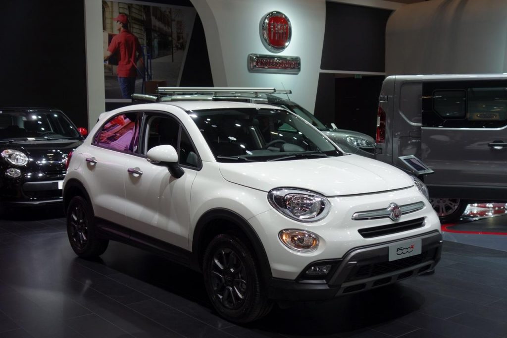 hd-bruxelles_2017_live_fiat_500x_1-10