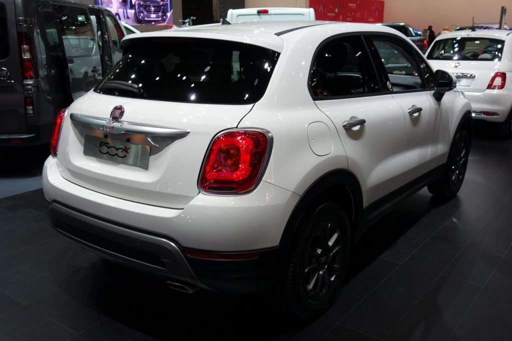 hd-bruxelles_2017_live_fiat_500x_1-7