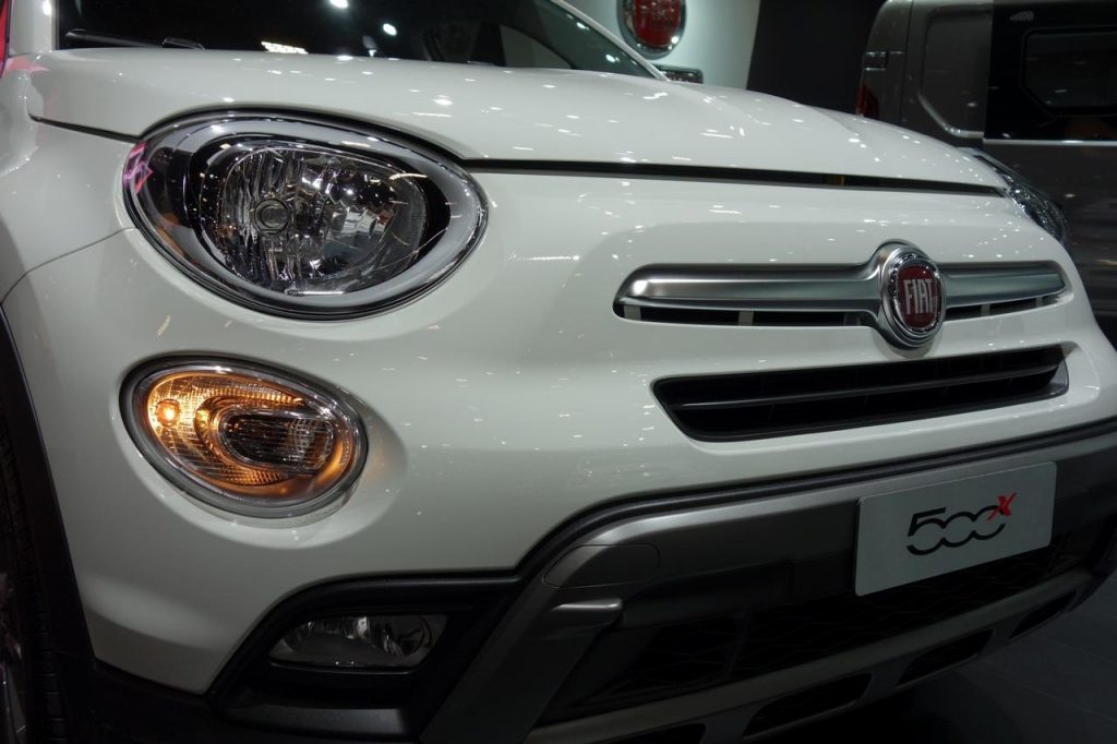 hd-bruxelles_2017_live_fiat_500x_1-8