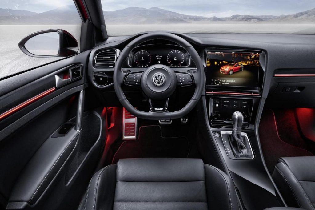 hd-ces_2015_volkswagen_golf_r_touch_concept_1-9
