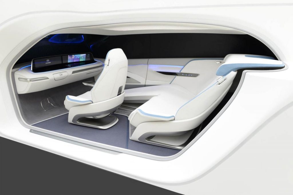 hd-ces_2017_hyundai_mobility_vision_et_healthcare_cockpit_1-2