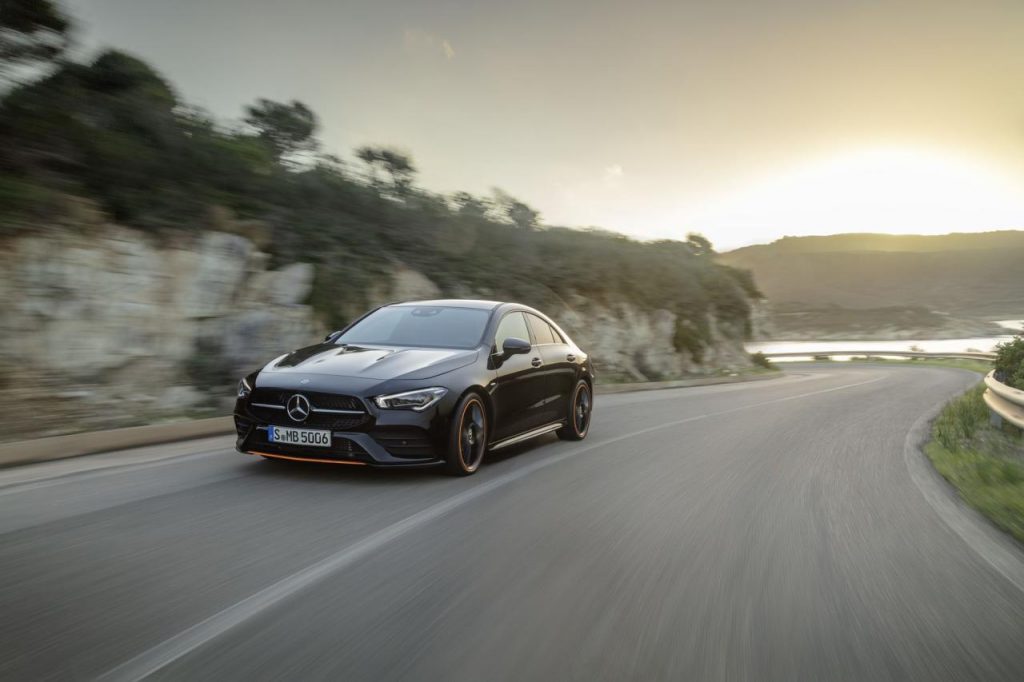 hd-ces_2019_mercedes_cla_coup_1-1