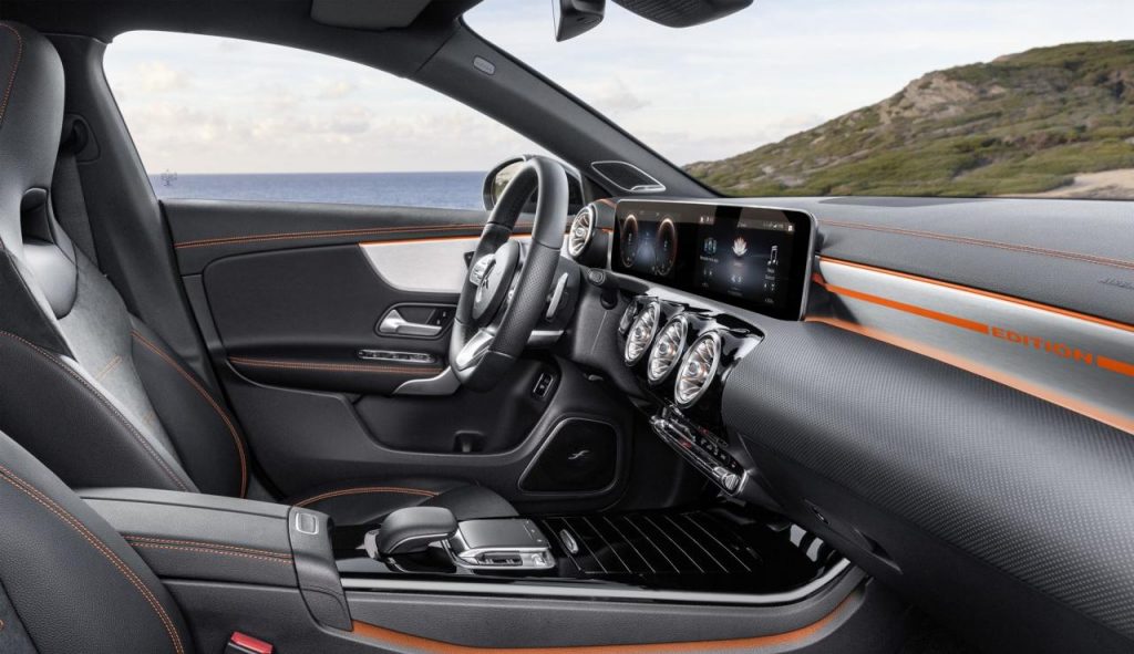 hd-ces_2019_mercedes_cla_coup_2-2