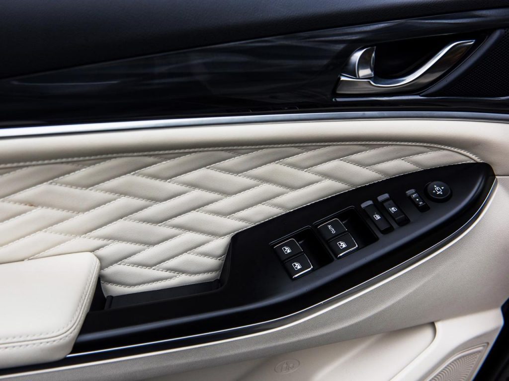 hd-changan_ossan_cosmos_presque_au_sommet_1