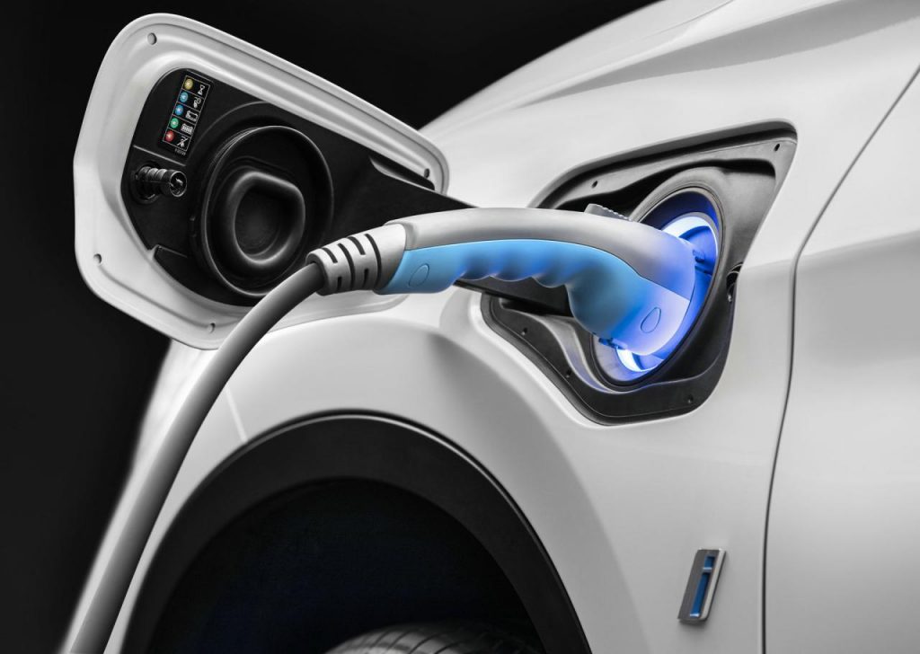 hd-chengdu_2016_bmw_x1_hybride_rechargeable_1