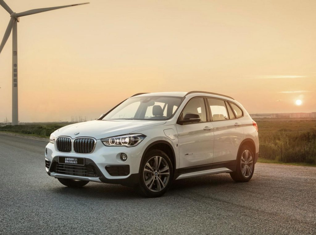 hd-chengdu_2016_bmw_x1_hybride_rechargeable_1-3