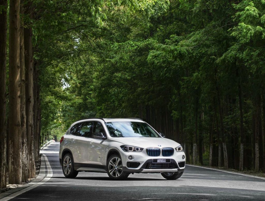 hd-chengdu_2016_bmw_x1_hybride_rechargeable_1-4