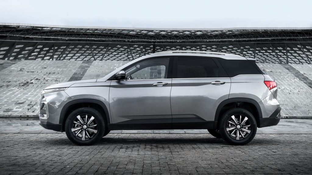 hd-chevrolet_captiva_en_amrique_du_sud_alias_baojun_530_1-2