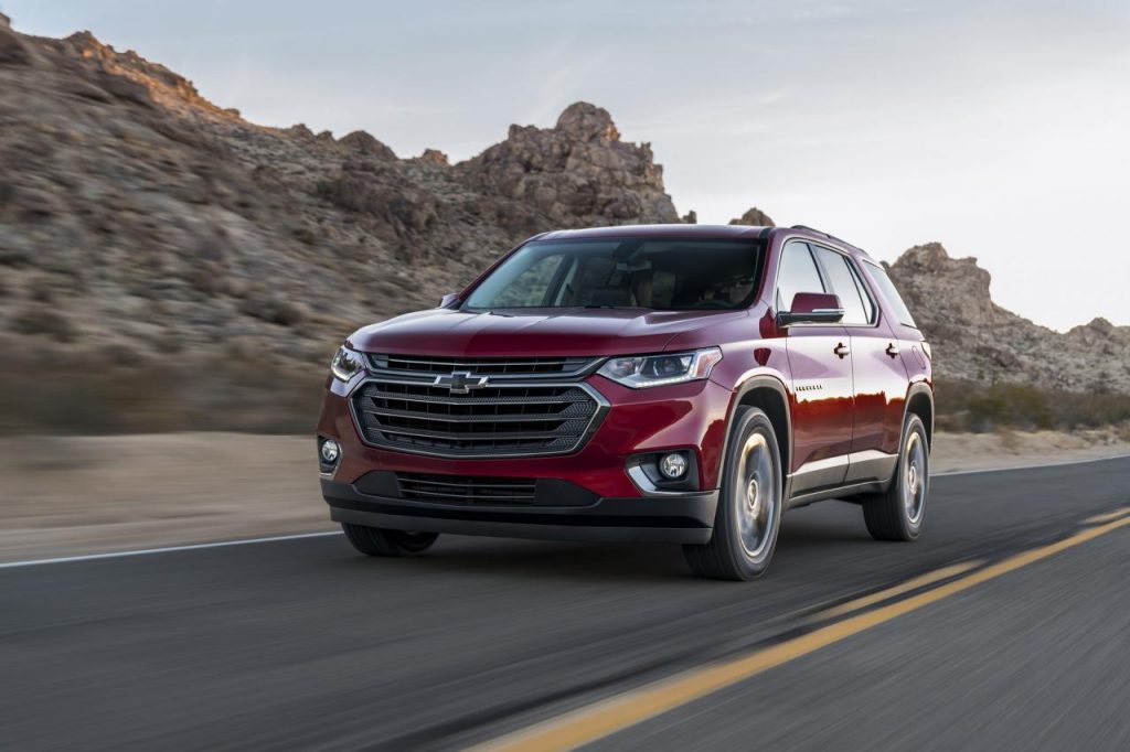 hd-chevrolet_lance_le_traverse_rs_1-3