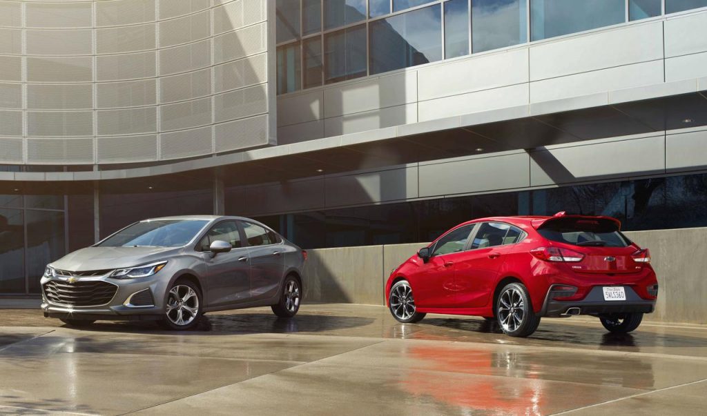 hd-chevrolet_met_jour_ses_berlines_spark_cruze_malibu_2-1