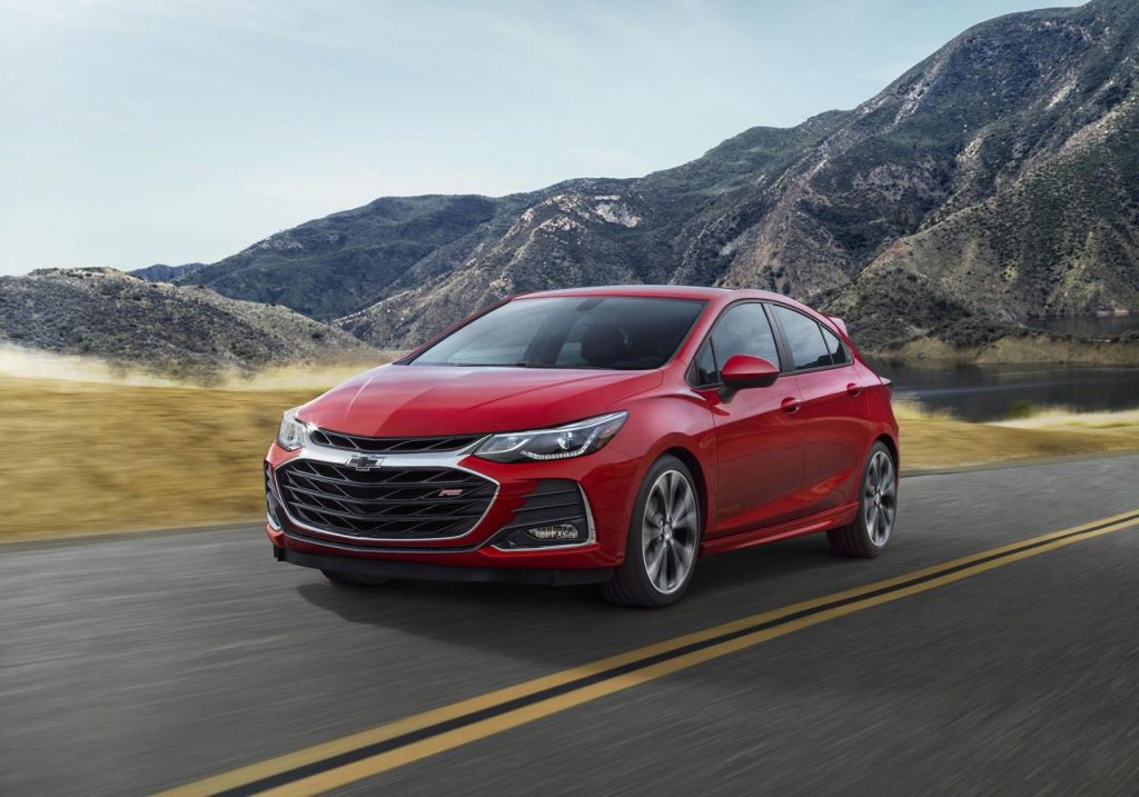 hd-chevrolet_met_jour_ses_berlines_spark_cruze_malibu_2
