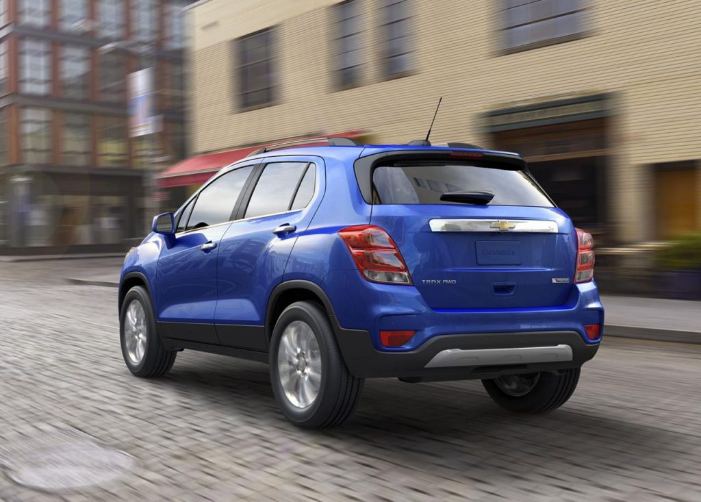 hd-chicago_2016_chevrolet_trax_1-2