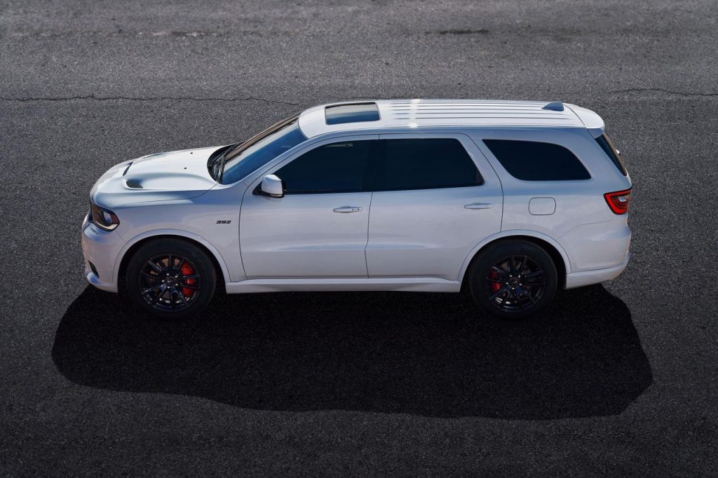 hd-chicago_2017_dodge_durango_srt_1-29