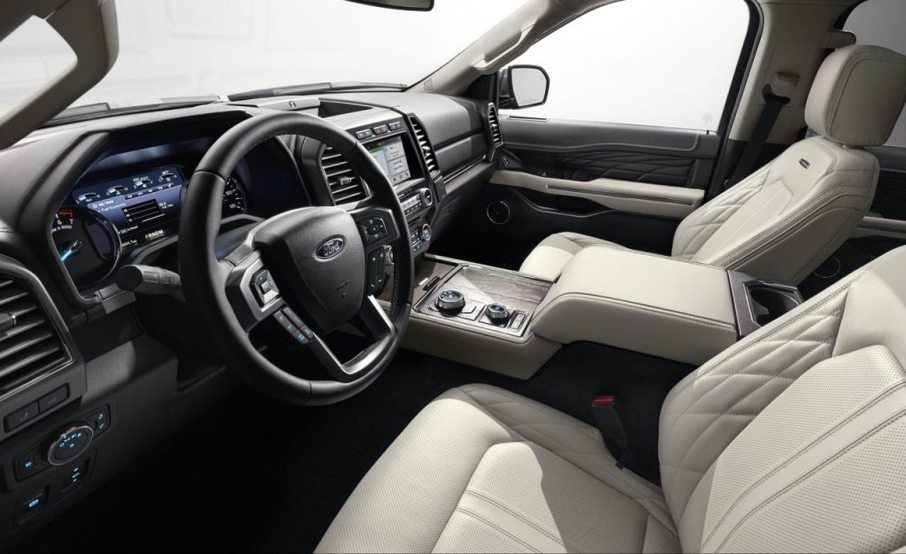 hd-chicago_2017_ford_expedition_1-7