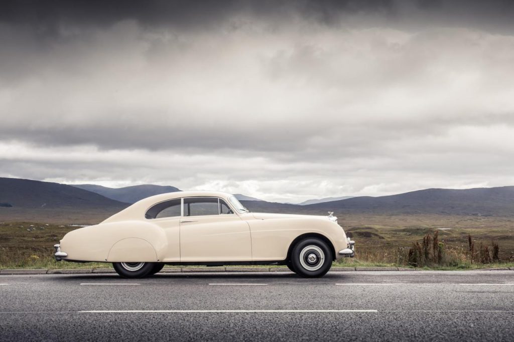 hd-d_une_bentley_continental_une_autre_1-16