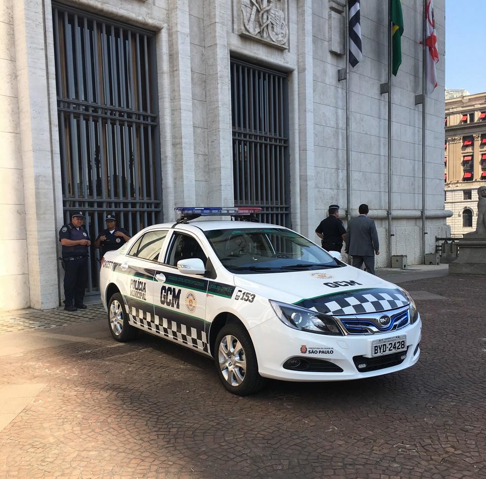 hd-des_voitures_lectriques_pour_la_police_de_so_paulo_1-1