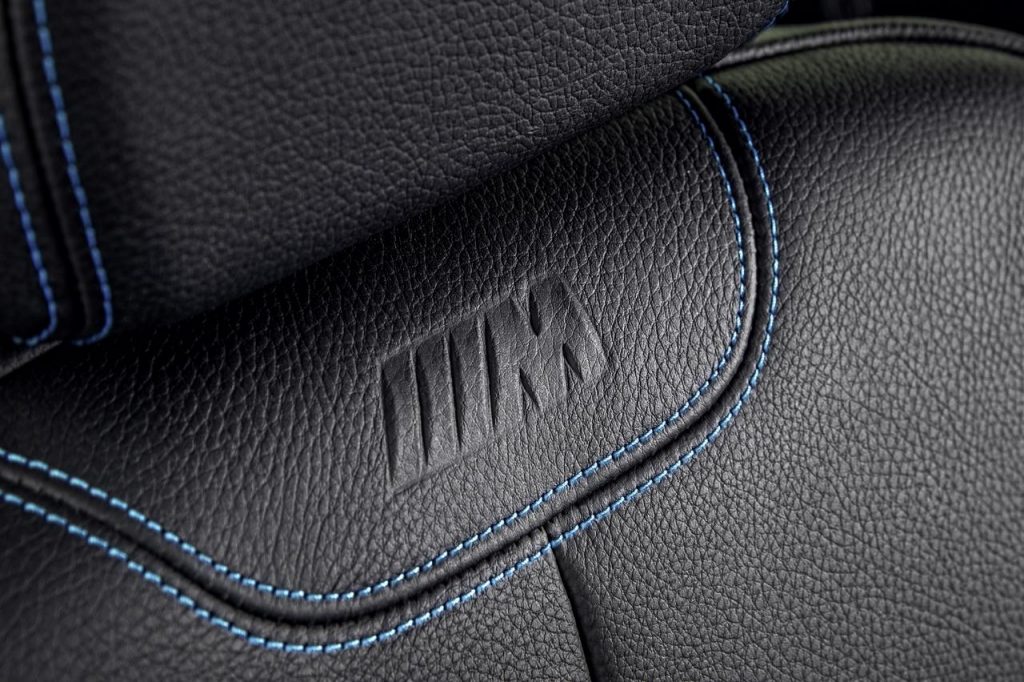 hd-detroit_2016_bmw_m2_1-43