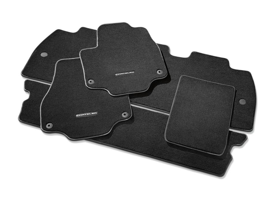 hd-detroit_2016_chrysler_pacifica_par_mopar_1-6