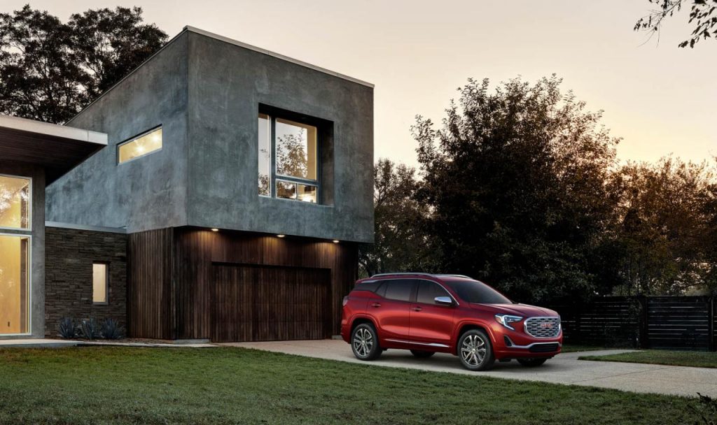 hd-detroit_2017_gmc_terrain_1-5