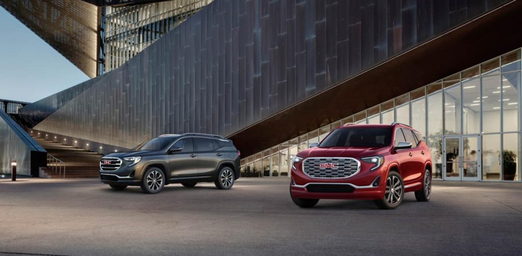 hd-detroit_2017_gmc_terrain_1-7