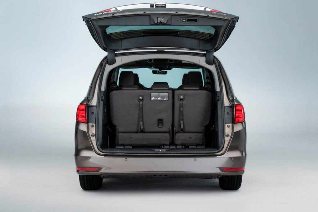 hd-detroit_2017_honda_odyssey_1-10