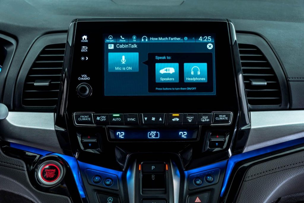 hd-detroit_2017_honda_odyssey_1-4