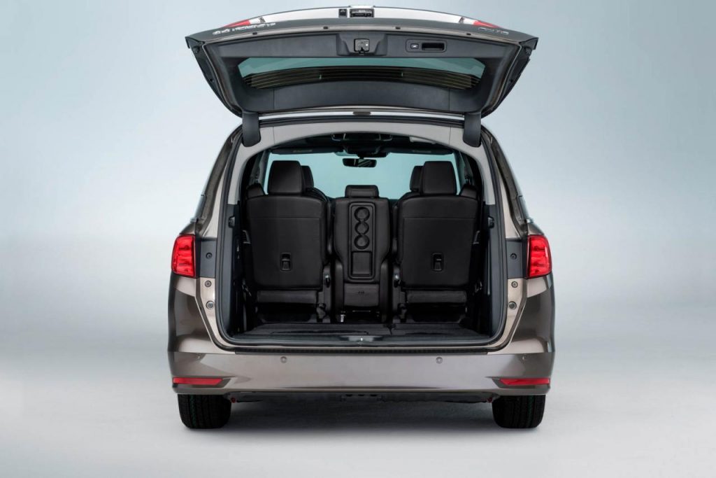 hd-detroit_2017_honda_odyssey_1-9