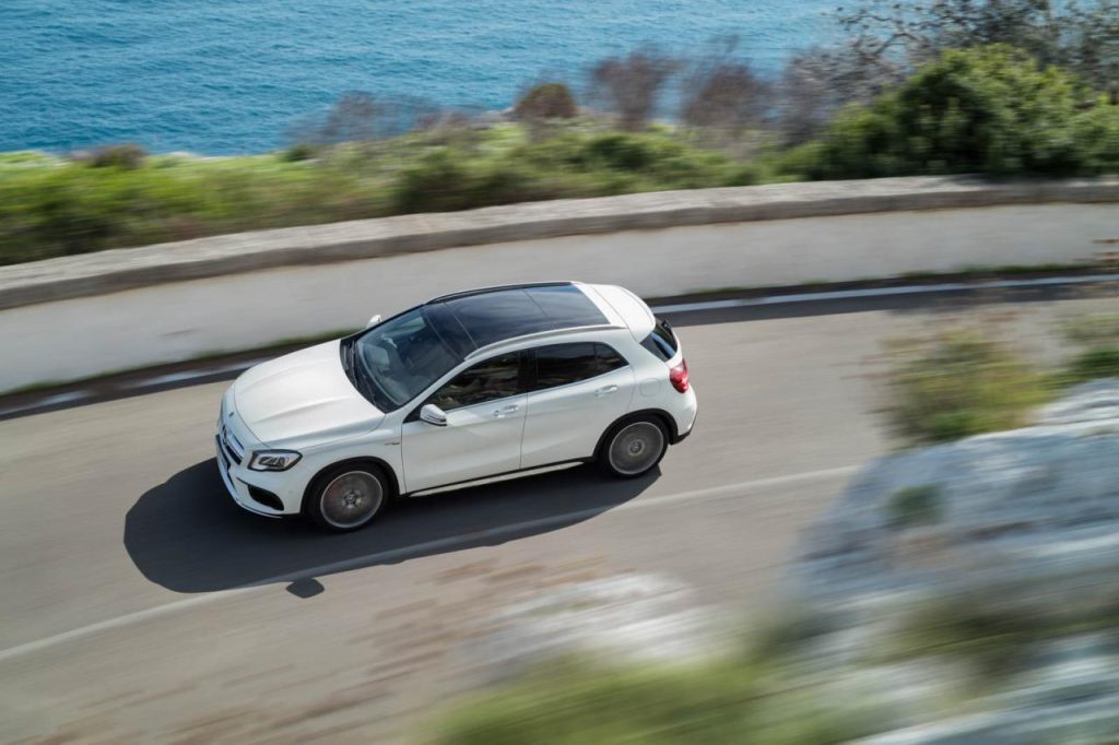 hd-detroit_2017_mercedes_gla_restyl_1-5