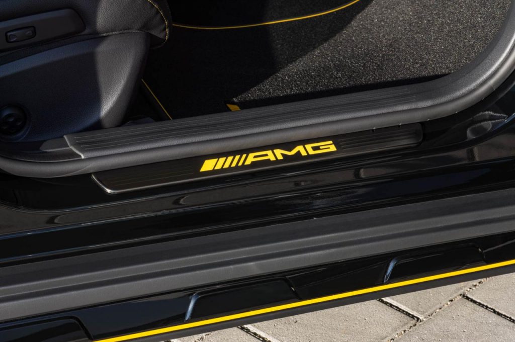 hd-detroit_2017_mercedes_gla_restyl_3-7