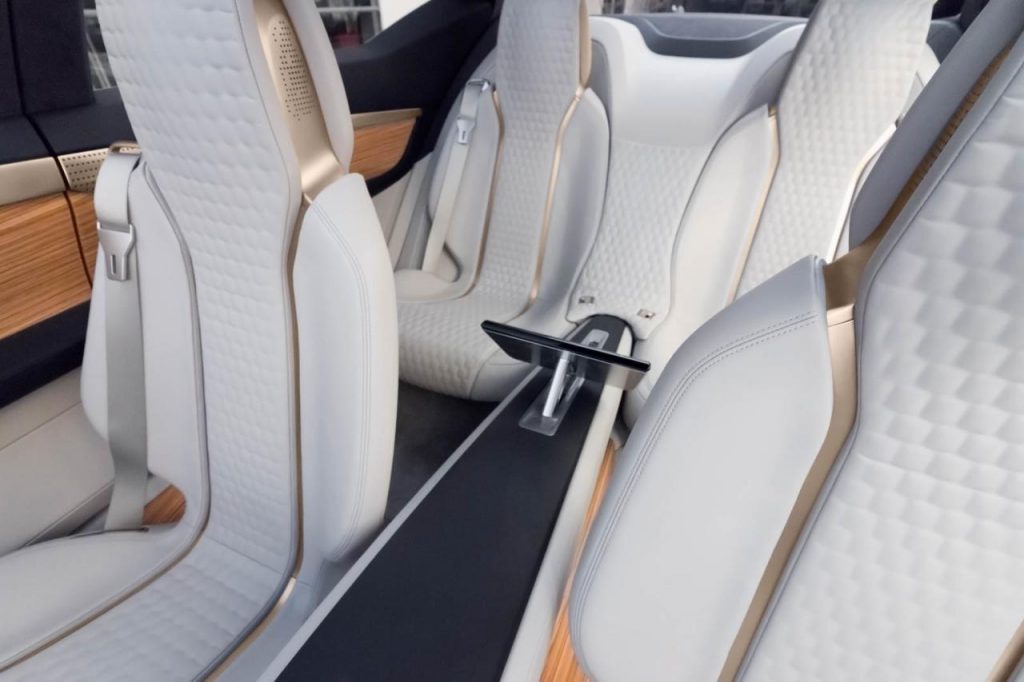 hd-detroit_2017_nissan_vmotion_20_1-18