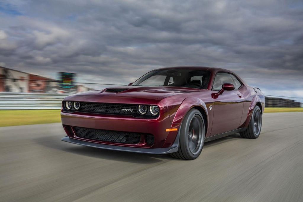 hd-dodge_challenger_hellcat_widebody_une_touche_de_demon_1-16