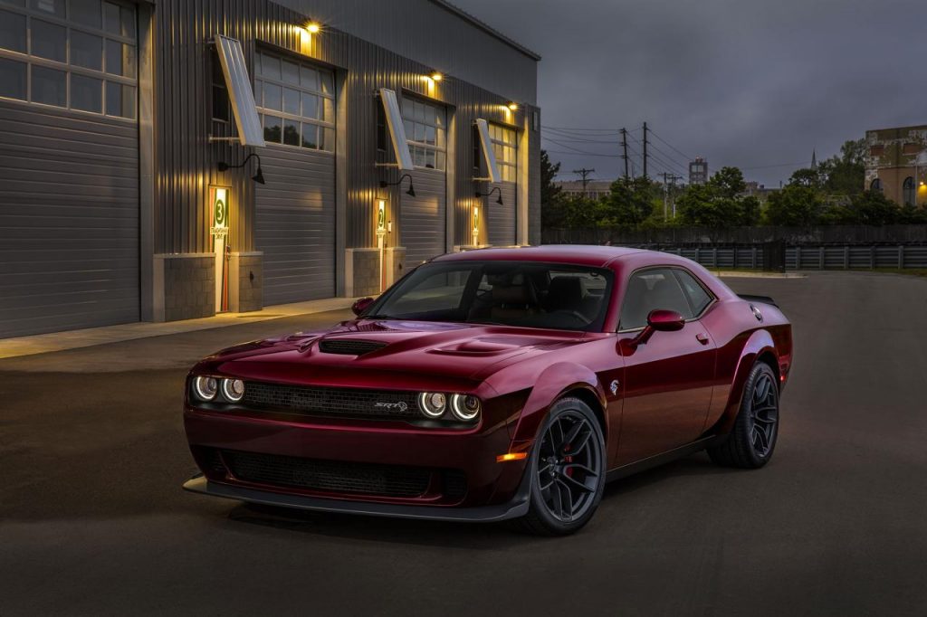 hd-dodge_challenger_hellcat_widebody_une_touche_de_demon_1-19