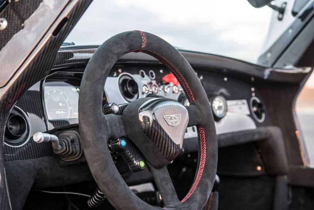 hd-donkervoort_d8_gto_40_gelukkige_verjaardag_1-2