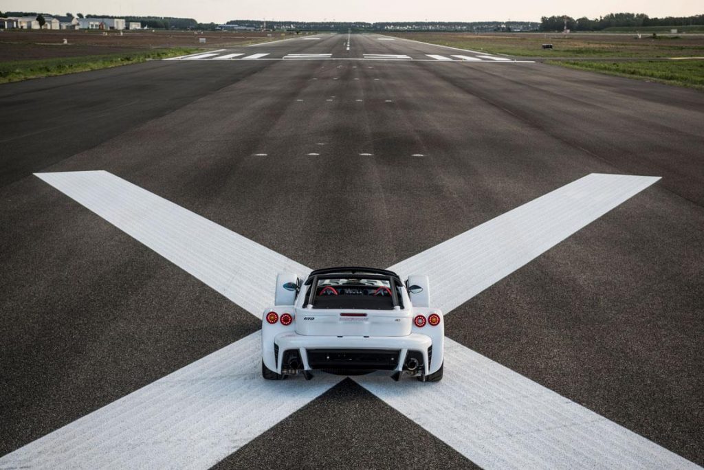 hd-donkervoort_d8_gto_40_gelukkige_verjaardag_1-6