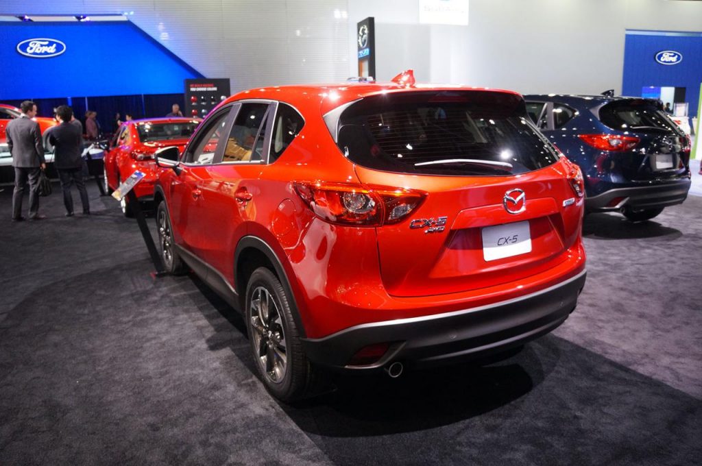 hd-dtroit_2015_live_mazda_cx_5_1-2